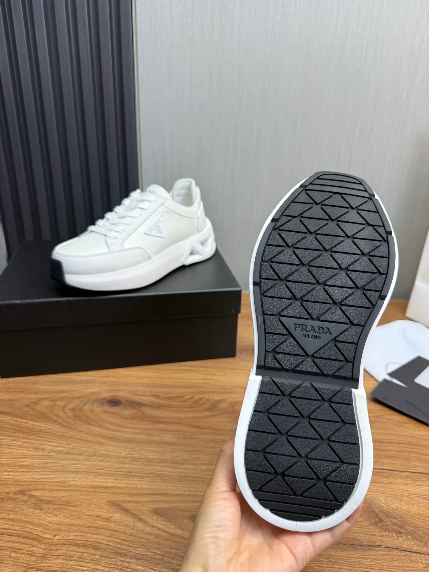 Men's shoes 💰760💰 [PRADA] New models synchronized with the official website, high-quality shipments ✔️Best sellers🔥 Original cowhide + cowhide lining, 1🆚1 replica, original original sole, 38-45 (men's 38.45 custom-made, non-refundable)